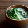 ちくわとあおさのり、かいわれ大根のお味噌汁
